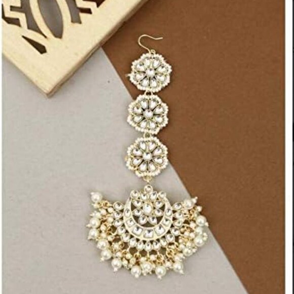 Gold Plated Kundan Faux Pearl Bridal Earrings & Maang Tikka Set Women - Picture 7 of 9